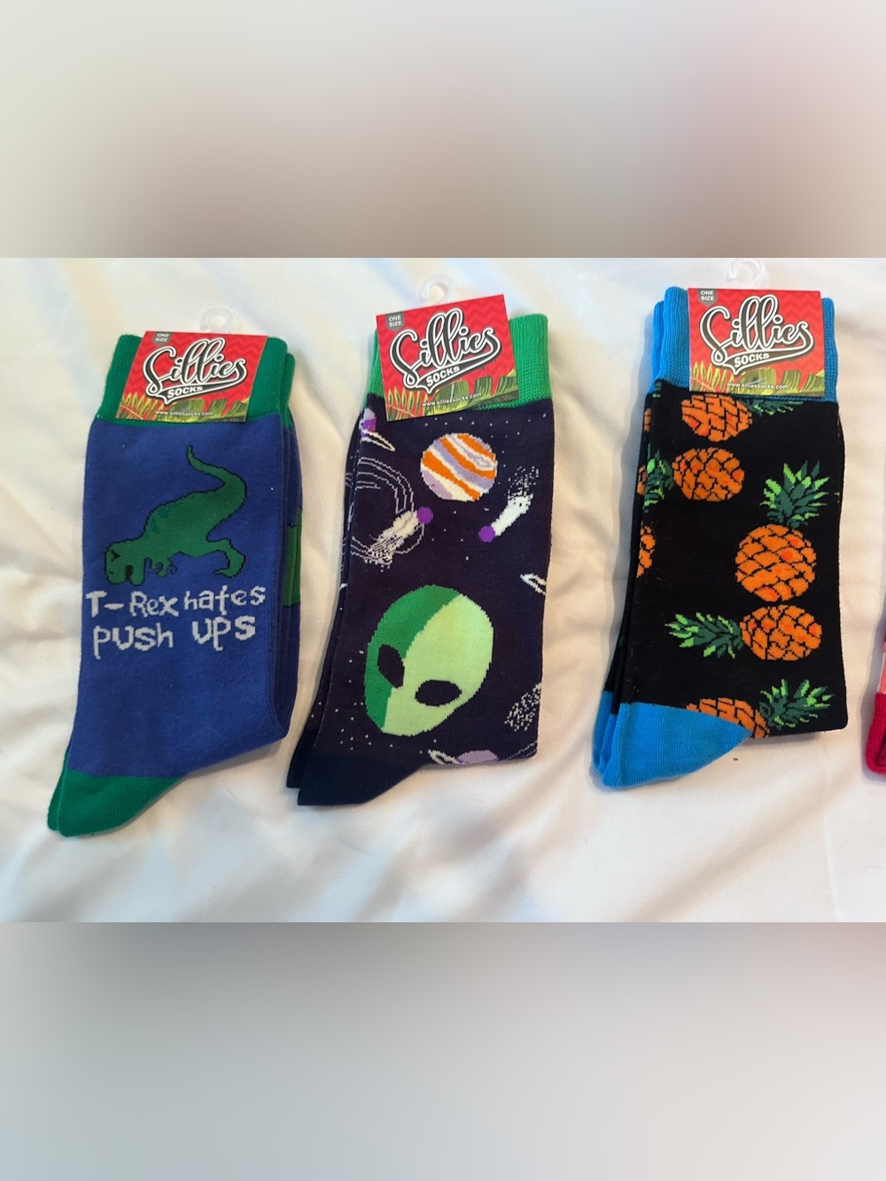 Sillies Socks NWT Novelty Crew Socks 6-Pair Bundle Set Alien Dino Pineapple - Picture 3 of 6